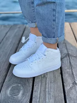 Кроссовки Nike Air Jordan белые высокие
